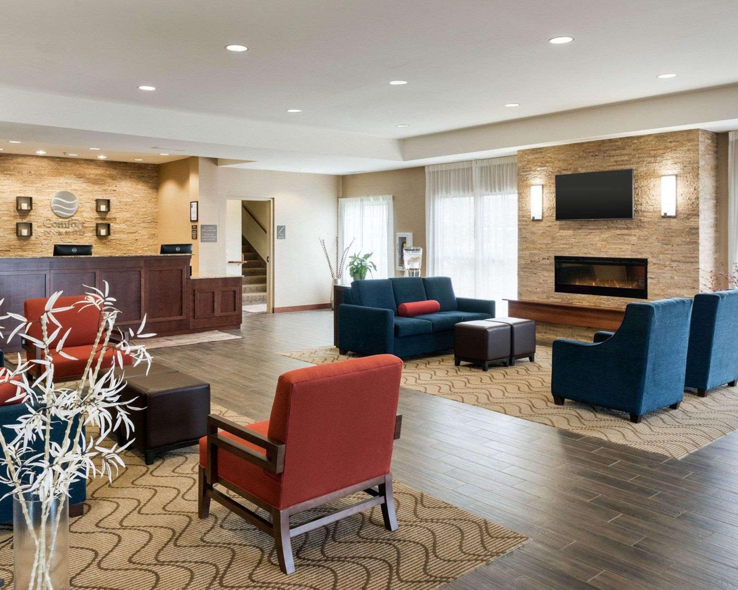 Comfort Inn & Suites West - Medical Center Ρότσεστερ Εξωτερικό φωτογραφία