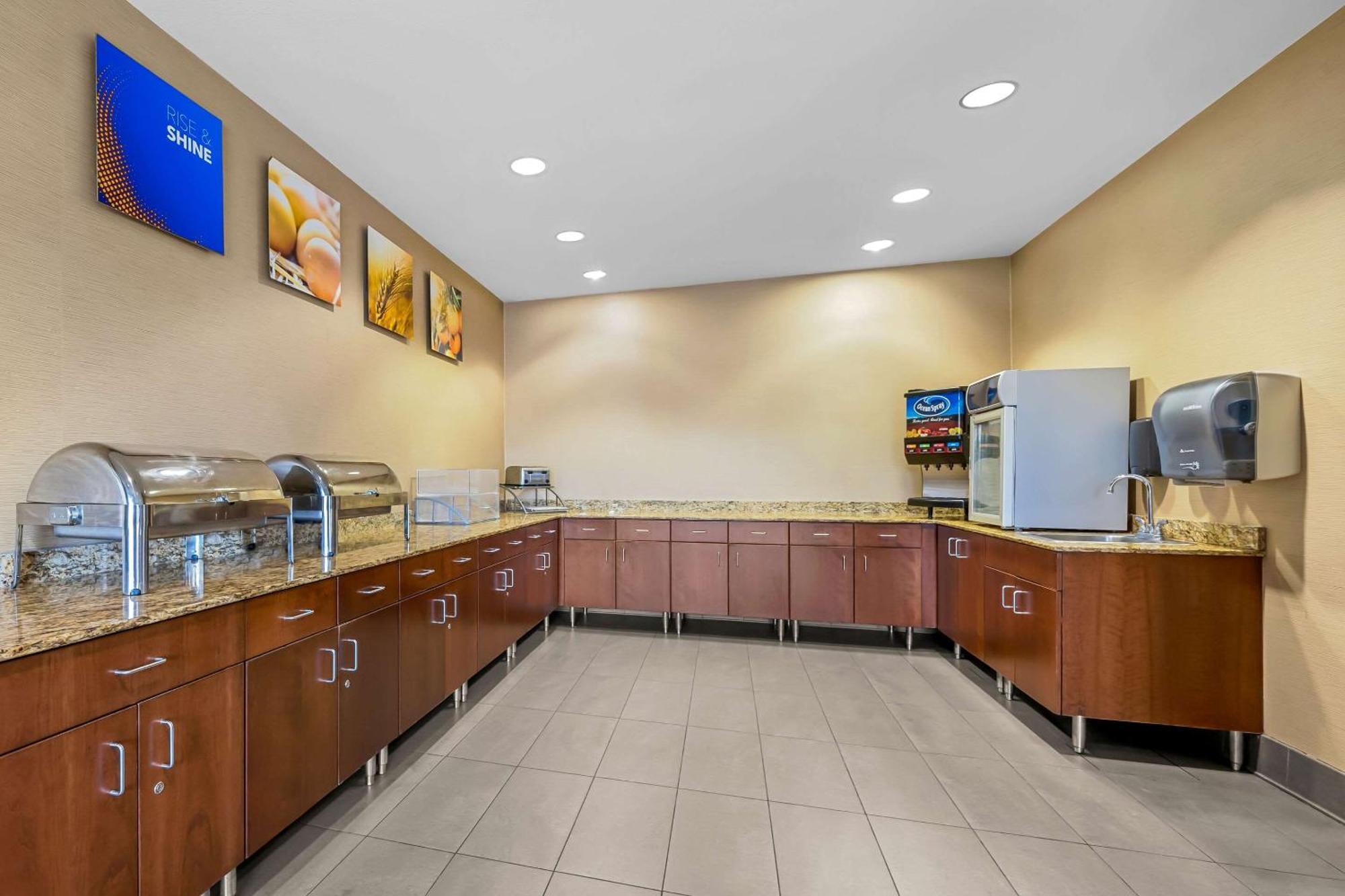 Comfort Inn & Suites West - Medical Center Ρότσεστερ Εξωτερικό φωτογραφία